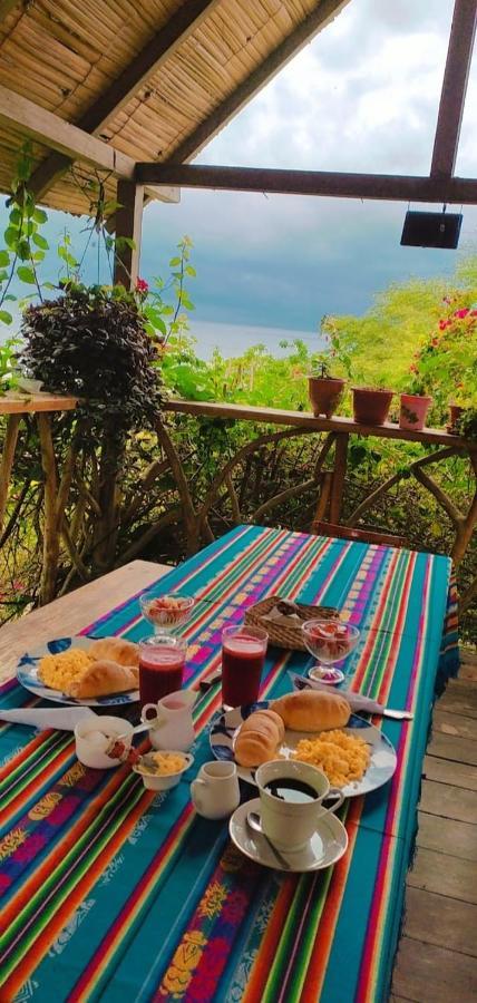 Hostal Monte Libano Puerto López Екстериор снимка