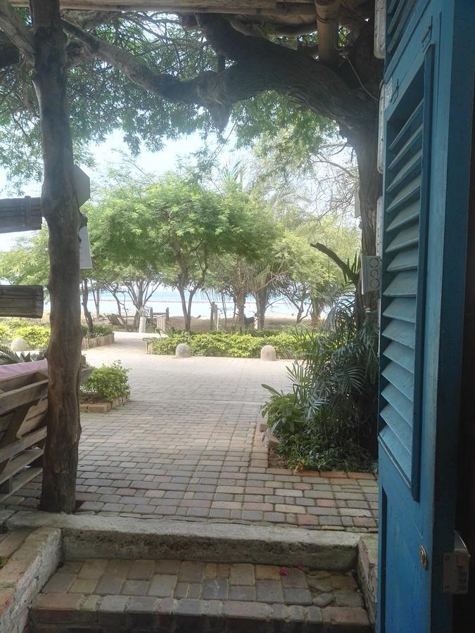 Hostal Monte Libano Puerto López Екстериор снимка